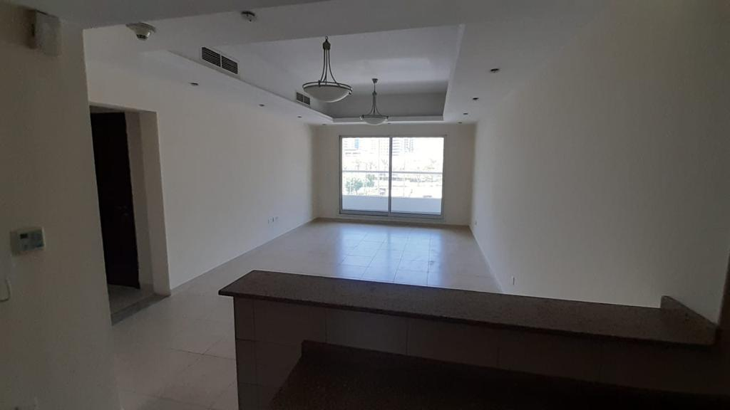 Large size one bed room with balcony near to Metro-pic_2